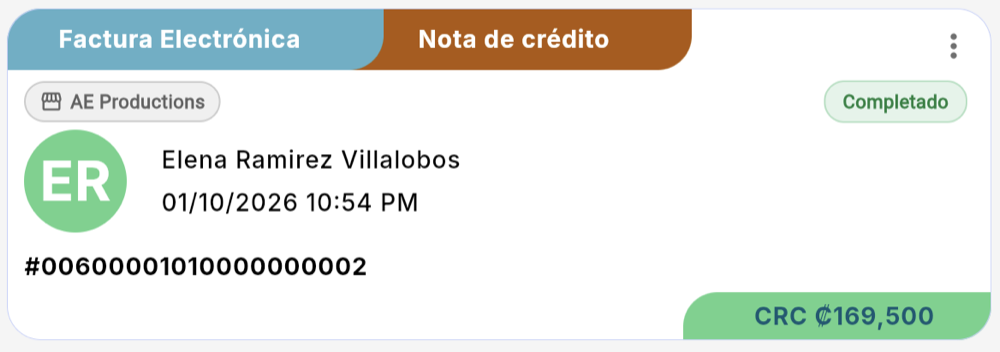 En la lista, la factura muestra la pestaña Nota de crédito